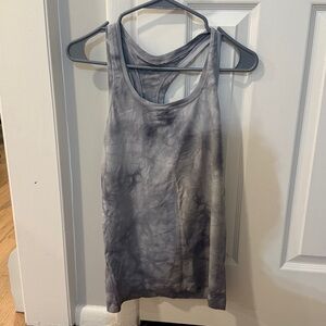 lululemon athletica Gray Tie-Dye Swiftly Hip length Tank Top